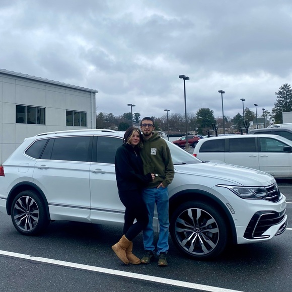 Meet The Posher 💋 - Picture 3 of 16